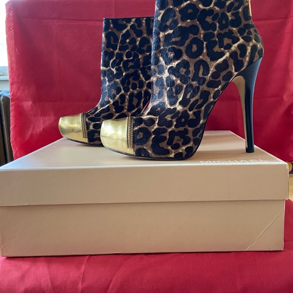 Women’s Cloth Heels w/purse 6” (NWOT) - Picture 4 of 9